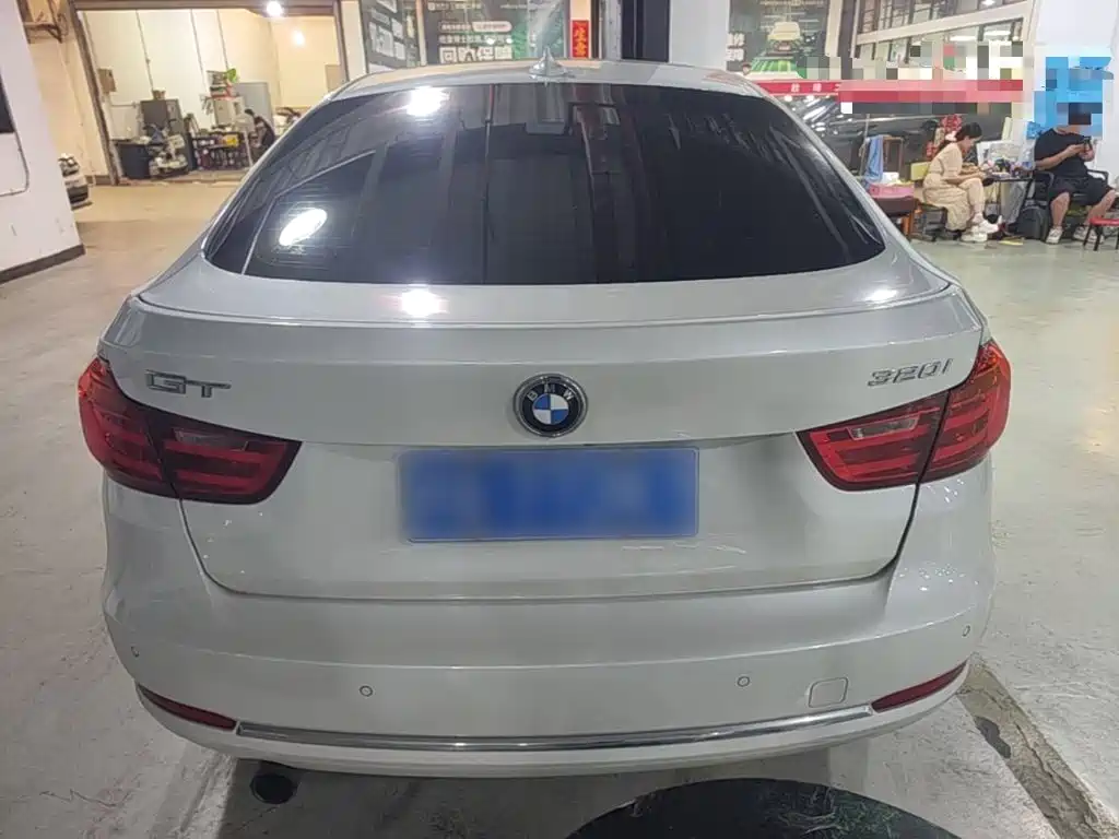 BMW 3 Series GT — миниатюра 6