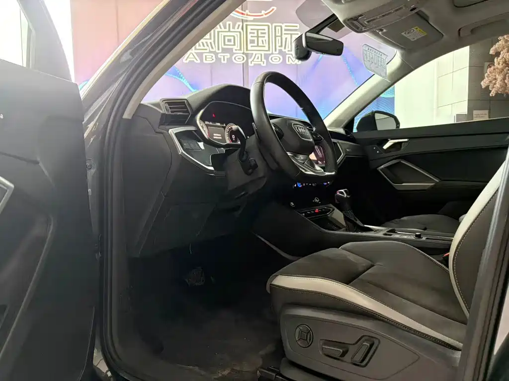 Audi Q3 — миниатюра 11