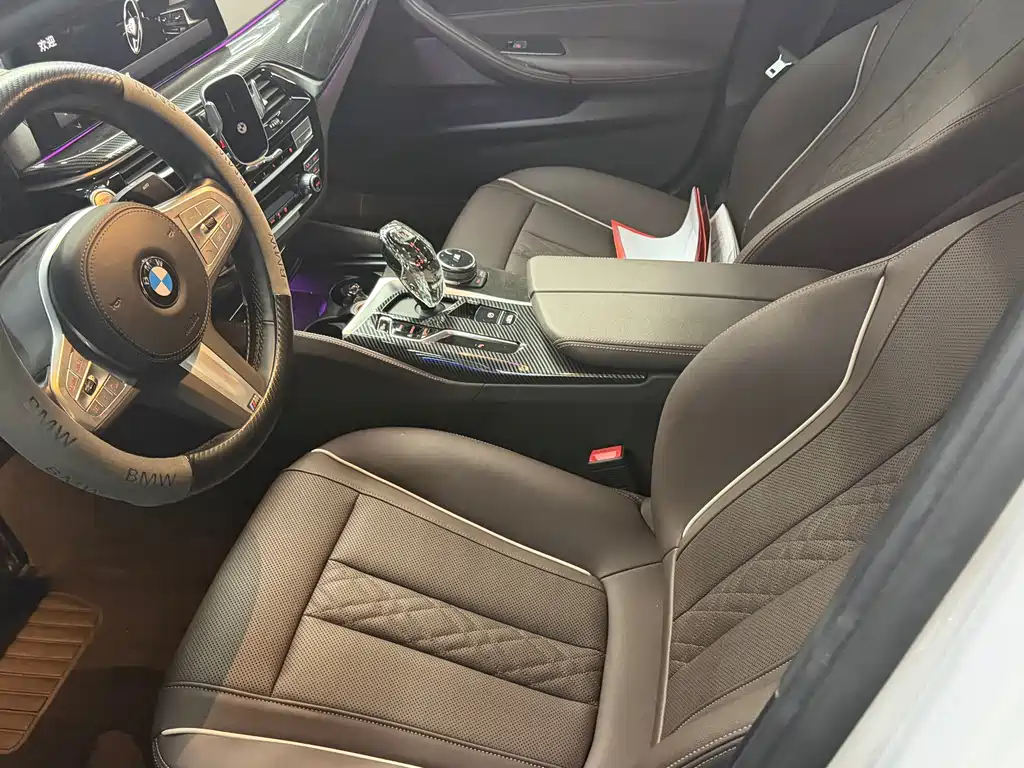 BMW 5 Series — миниатюра 16