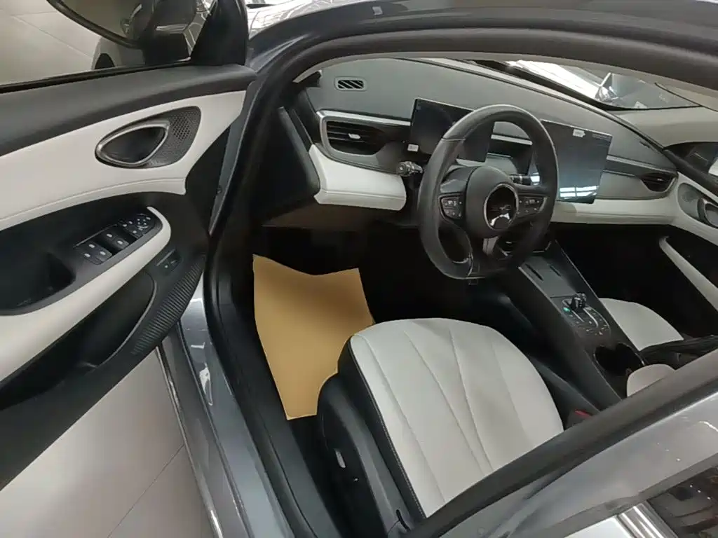BYD Seal 05 DM-i — миниатюра 16
