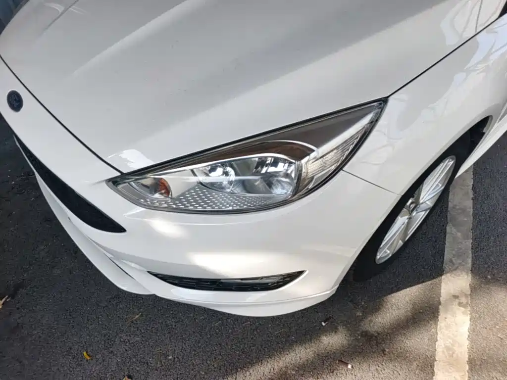 Ford Focus — миниатюра 24