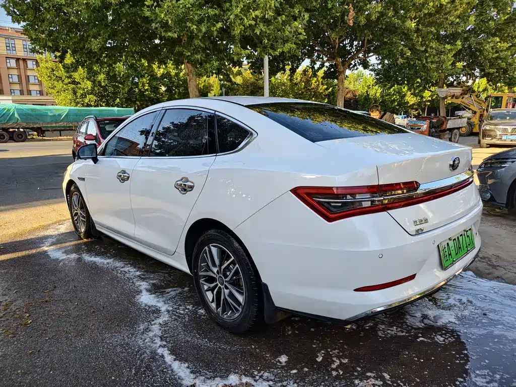 BYD Qin Pro NEV — миниатюра 6
