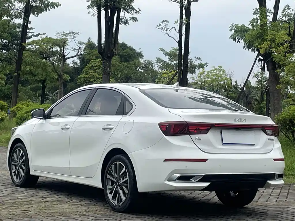 Kia K3 — миниатюра 9