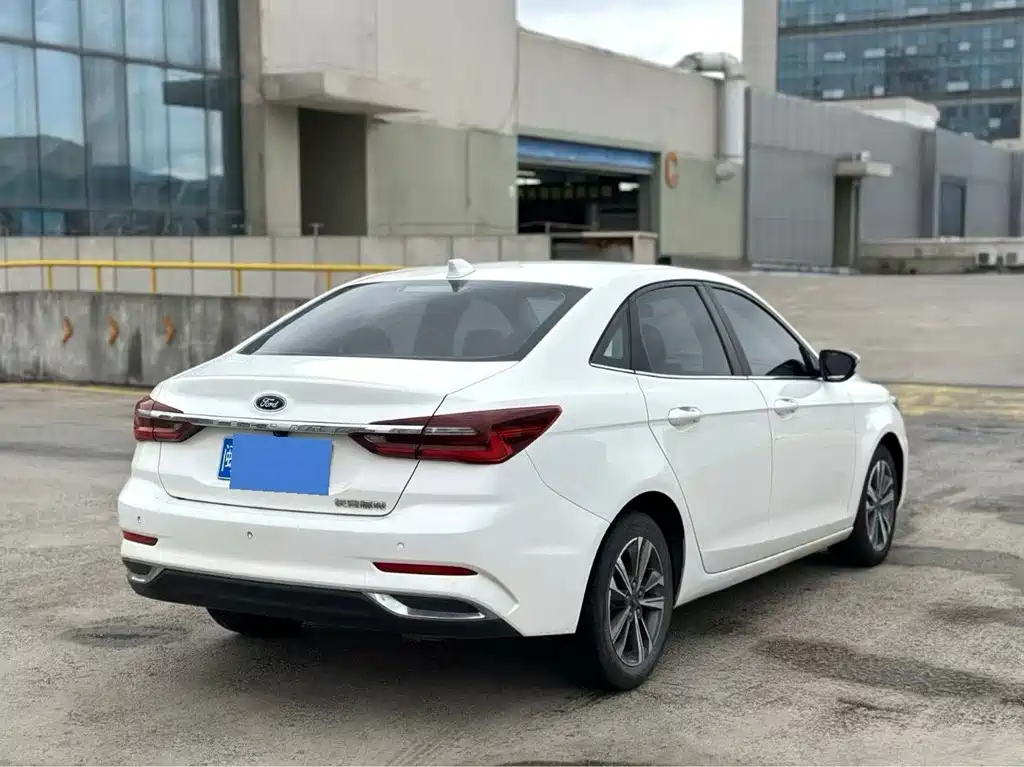 Ford Escort — миниатюра 6