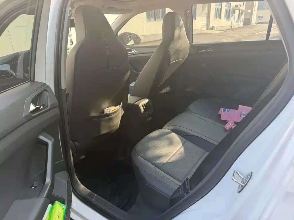 Volkswagen T-Cross — миниатюра 5