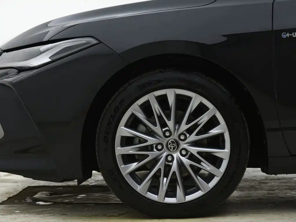 Toyota Avalon — миниатюра 5