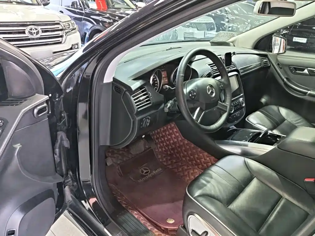 Mercedes-Benz R-Class — миниатюра 16