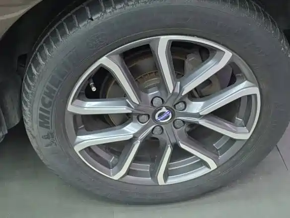 Volvo XC60 — миниатюра 6