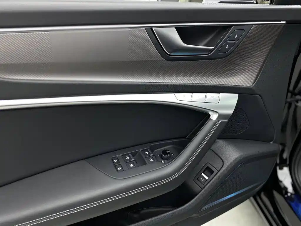Audi A6L — миниатюра 22