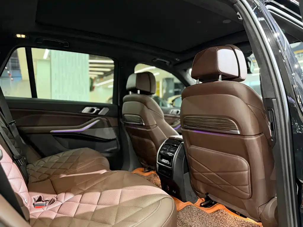 BMW X5 — миниатюра 12