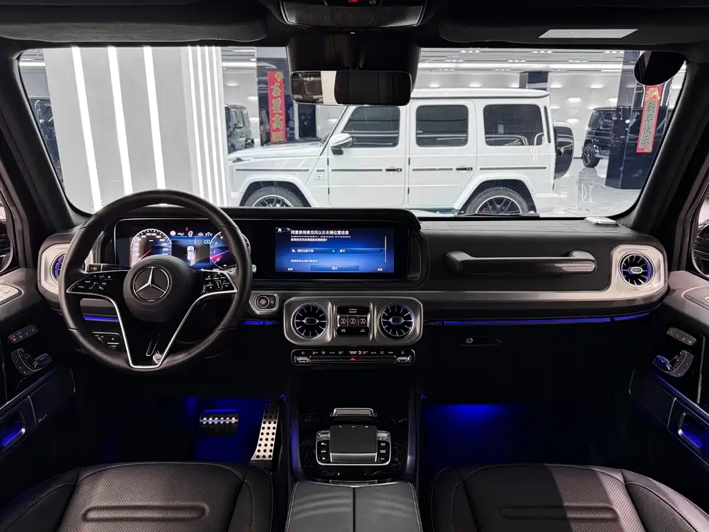 Mercedes-Benz G-Class — миниатюра 11
