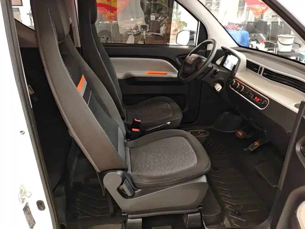 Wuling MINIEV — миниатюра 25