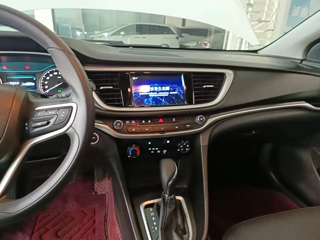 Buick Excelle — миниатюра 13