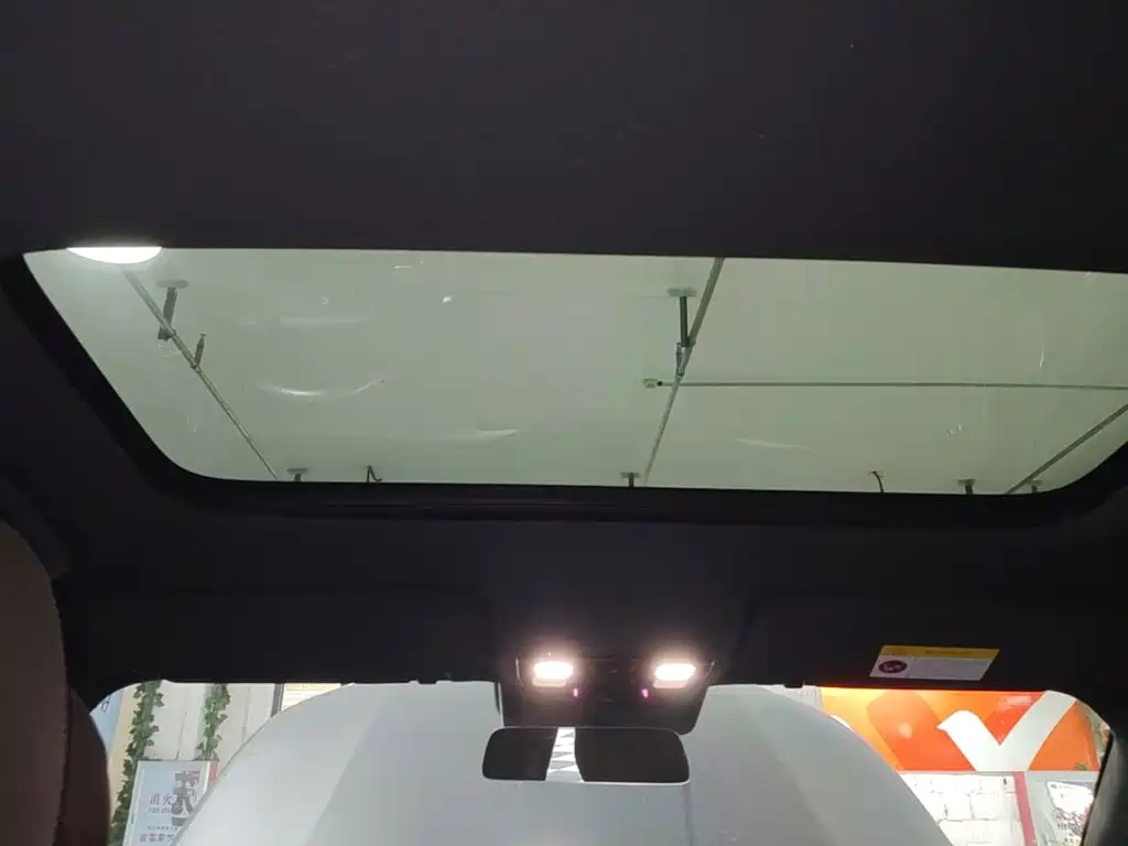 Li Auto Li L8 — миниатюра 18