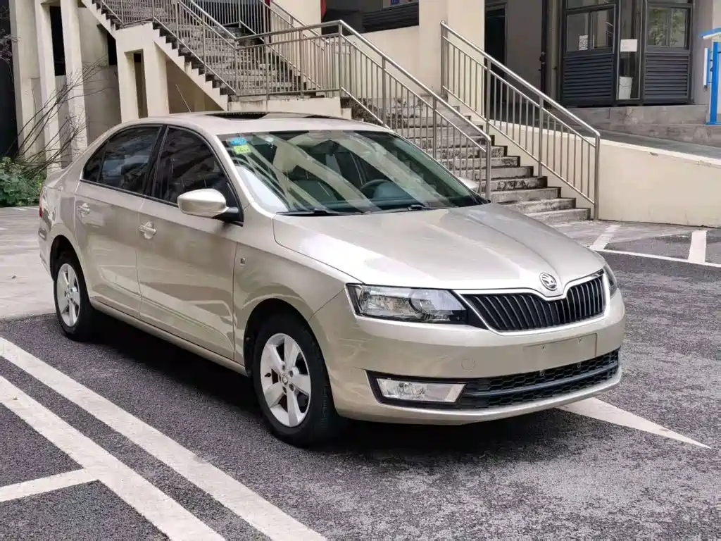 Skoda Rapid — миниатюра 3