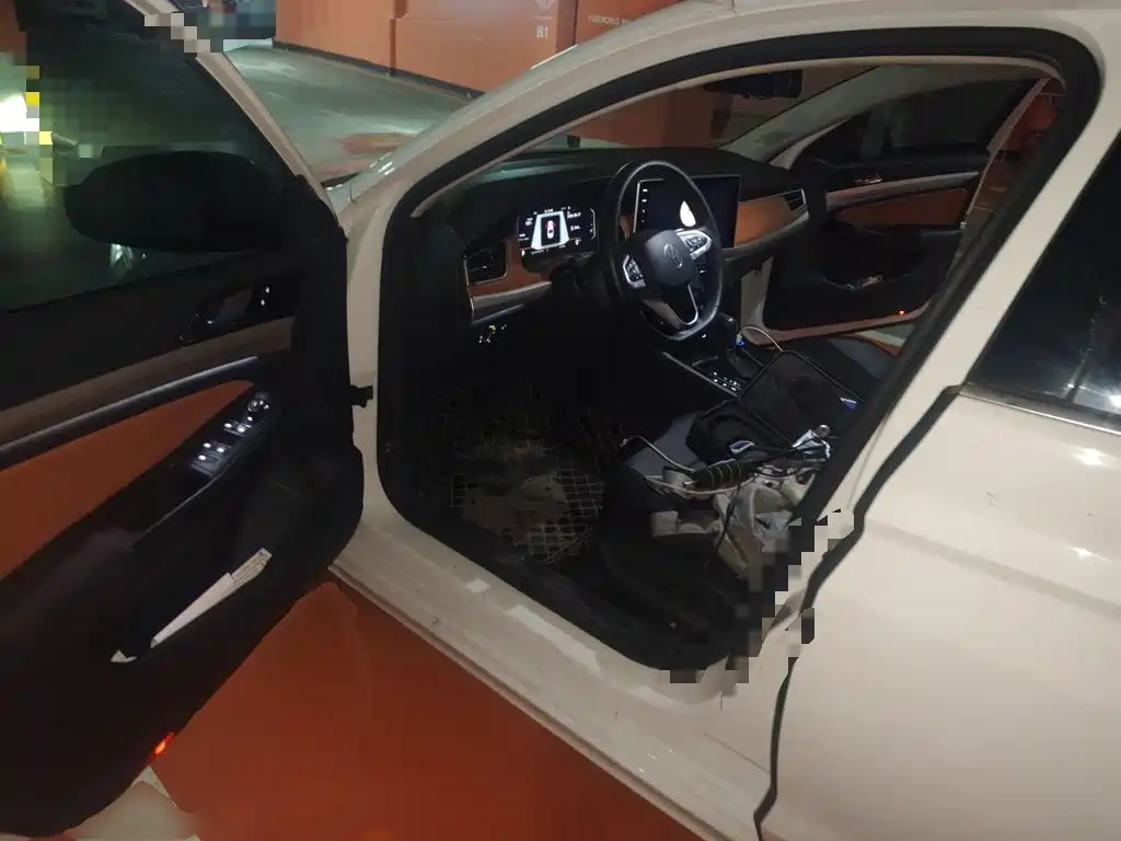 Volkswagen Bora — миниатюра 12