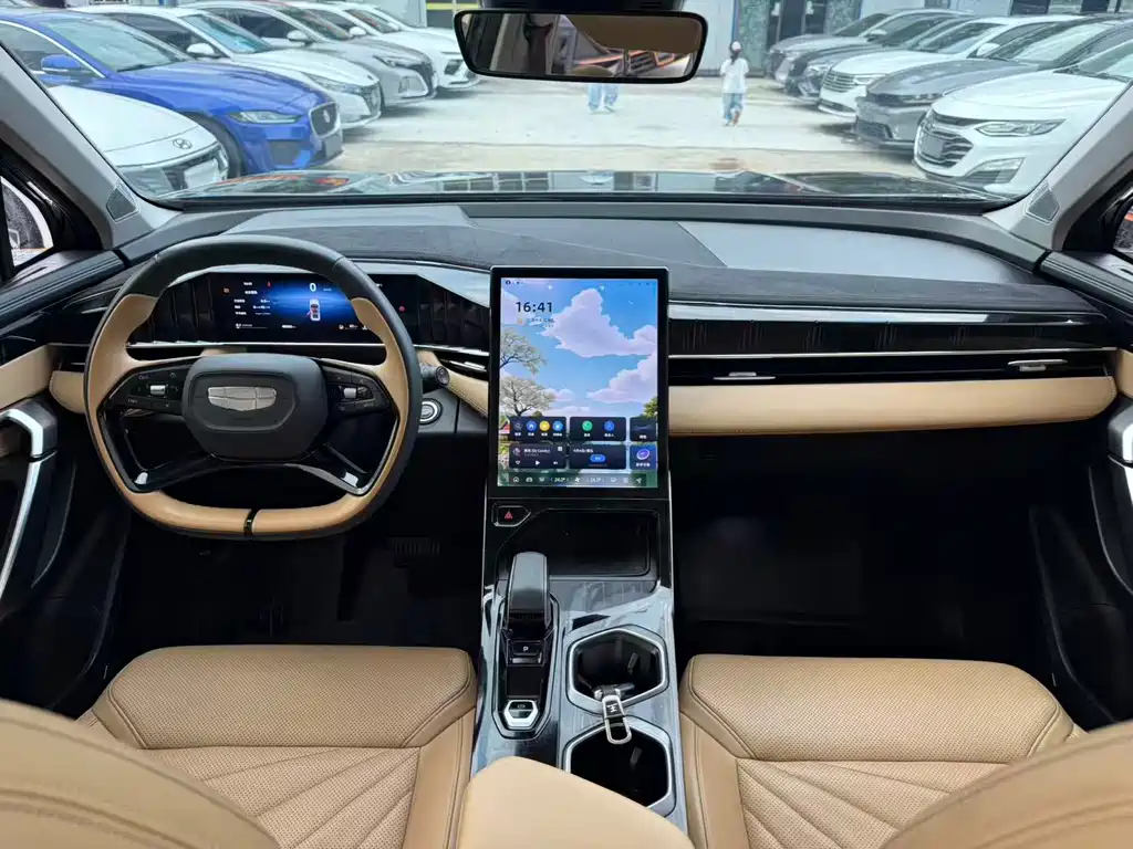 Geely Boyue L — миниатюра 6