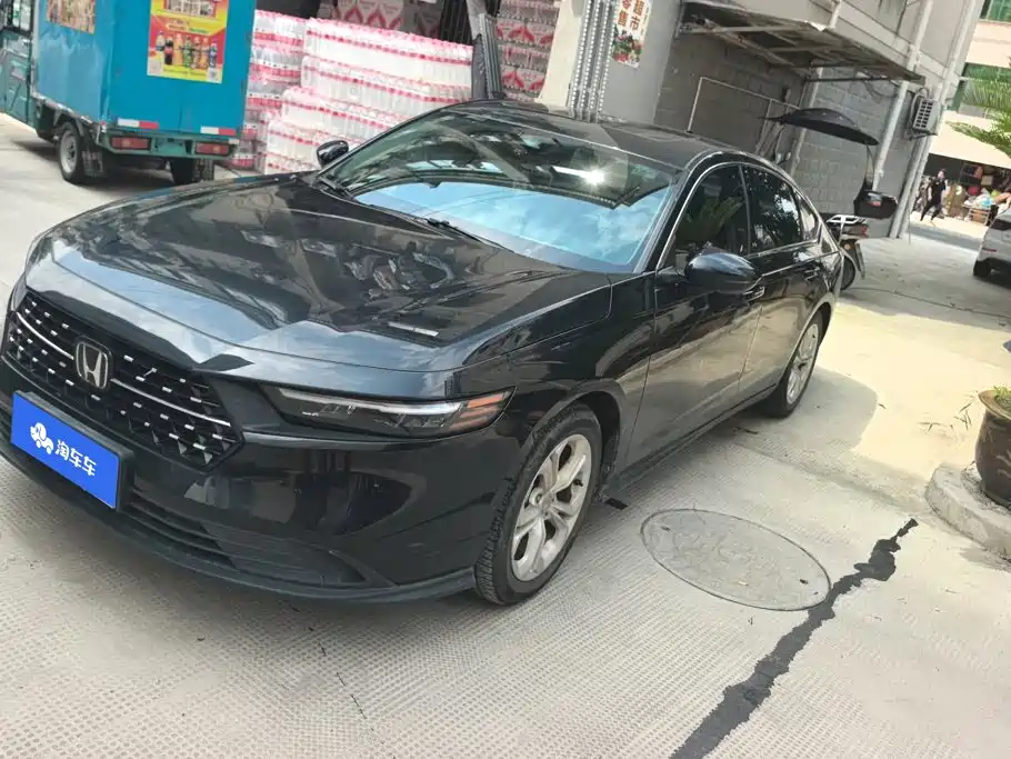 雅阁 2024款 260TURBO 豪华版 2024