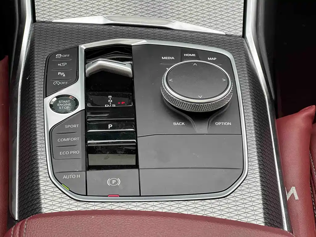 BMW 3 Series — миниатюра 13