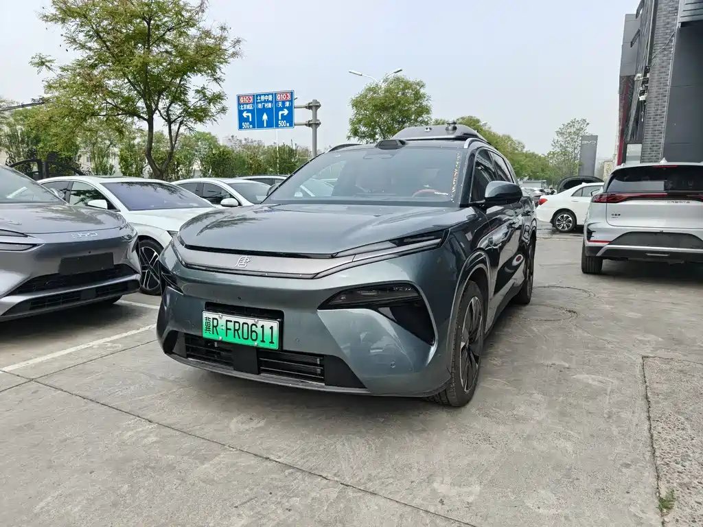Byd 唐L 2025