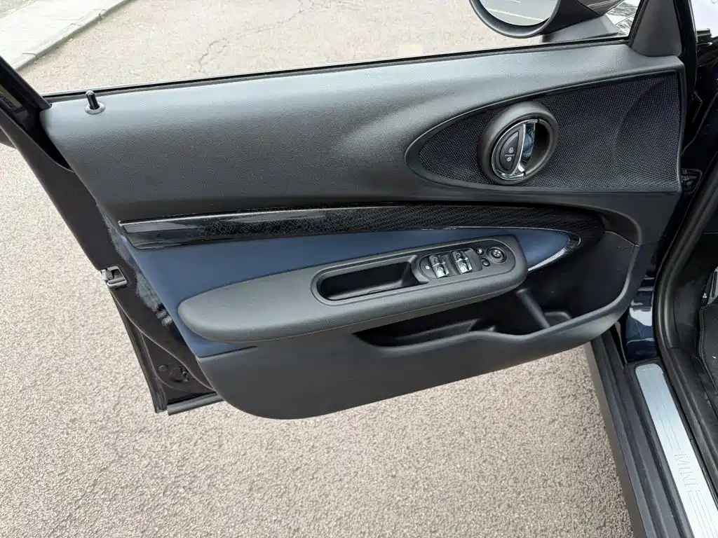 MINI Mini Clubman — миниатюра 6