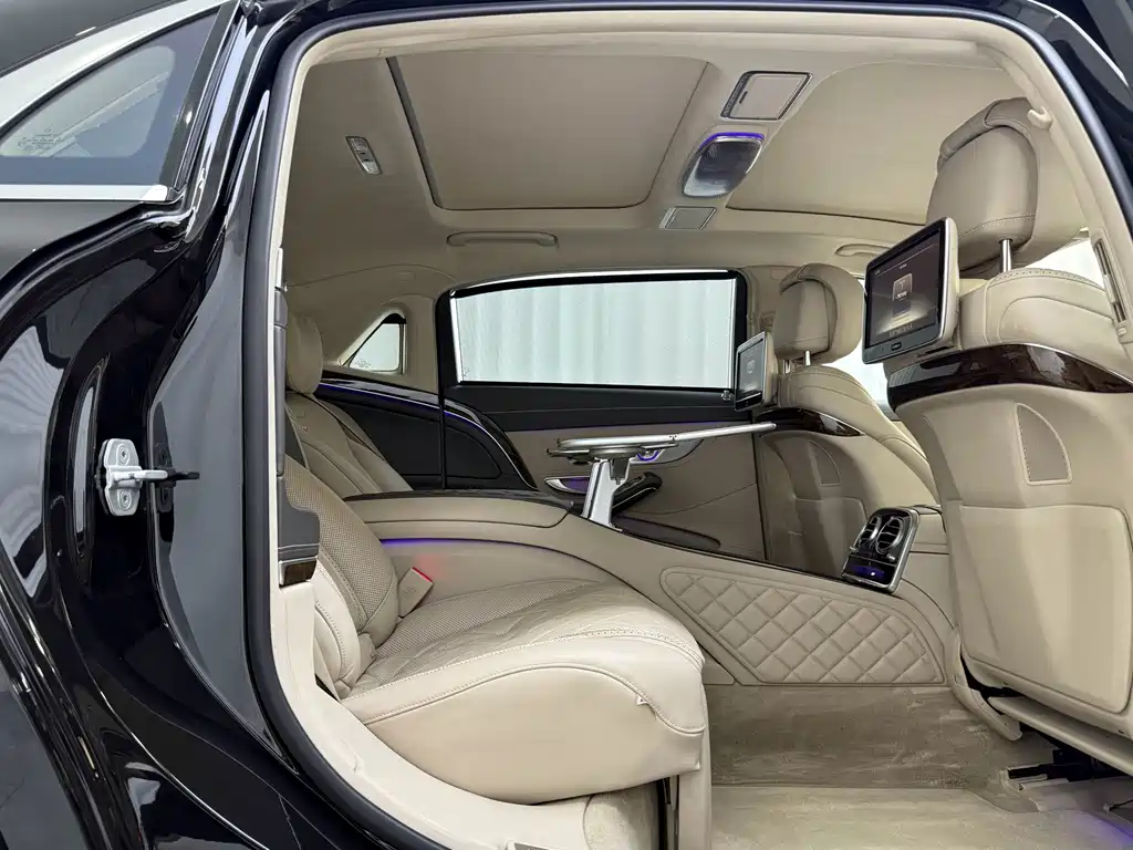 Mercedes-Benz S-Class — миниатюра 11