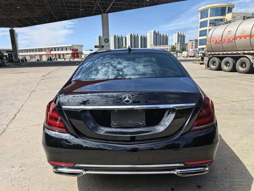 Mercedes-Benz S-Class — миниатюра 8