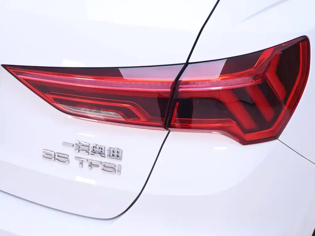 Audi Q3 — миниатюра 9
