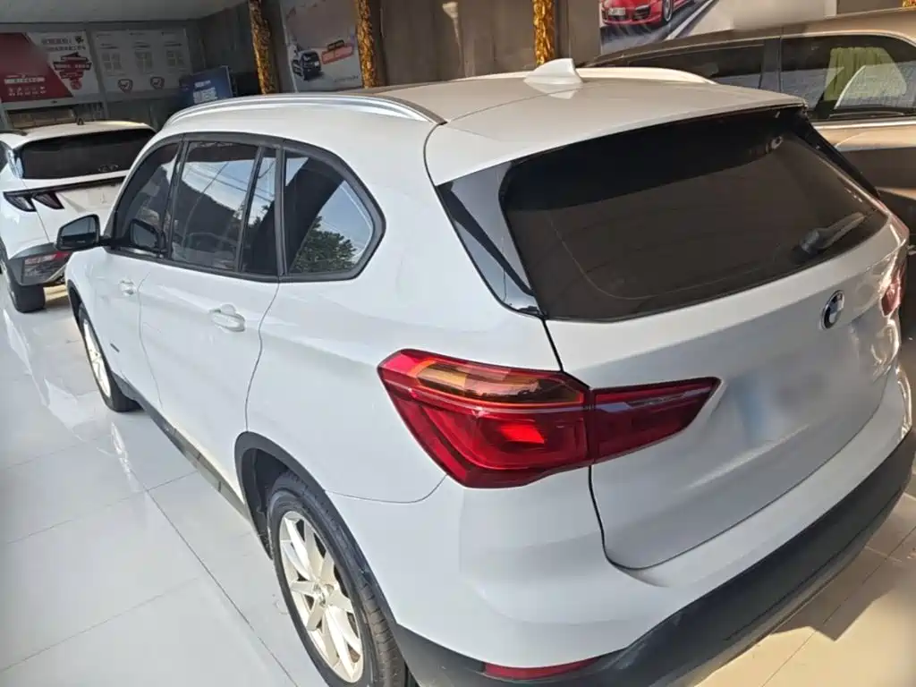 BMW X1 — миниатюра 5