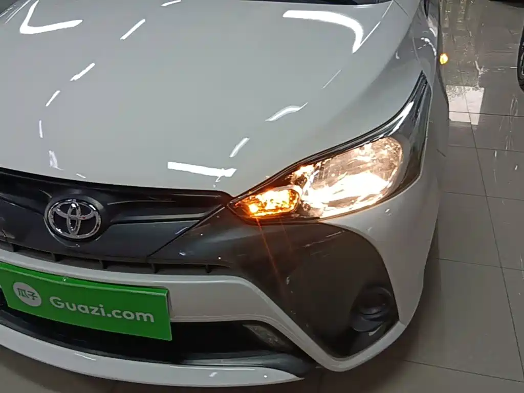 Toyota Yaris L — миниатюра 24