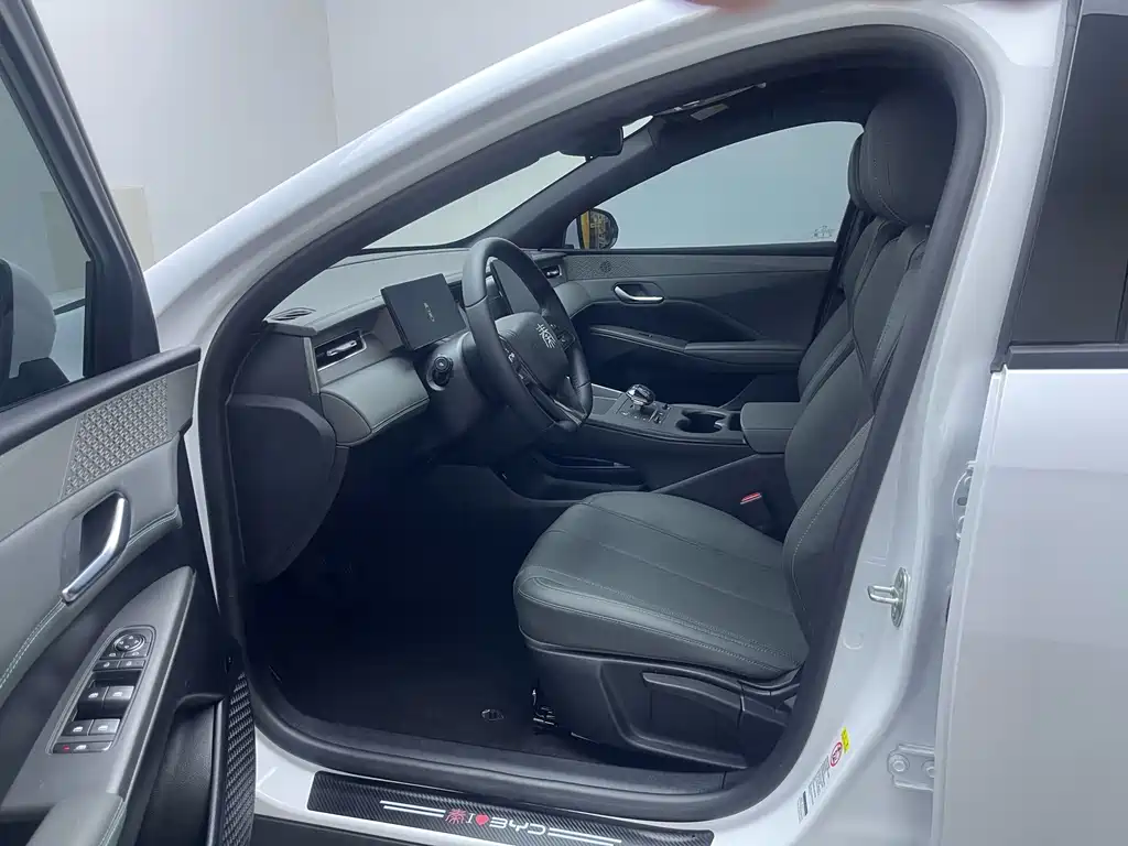 BYD Qin PLUS — миниатюра 12