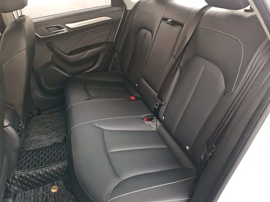 Roewe Roewe i6 Classic — миниатюра 17