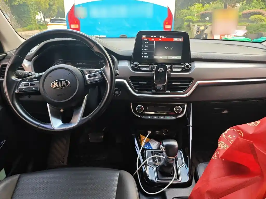 Kia Sportage — миниатюра 10