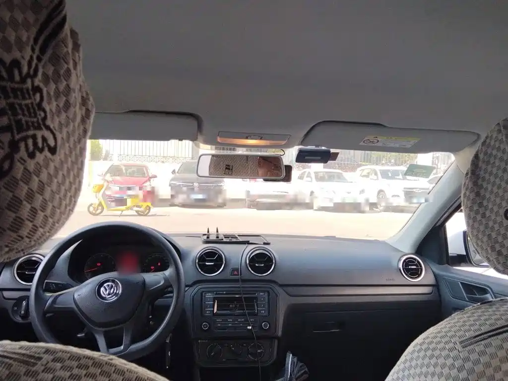 Volkswagen Jetta — миниатюра 15