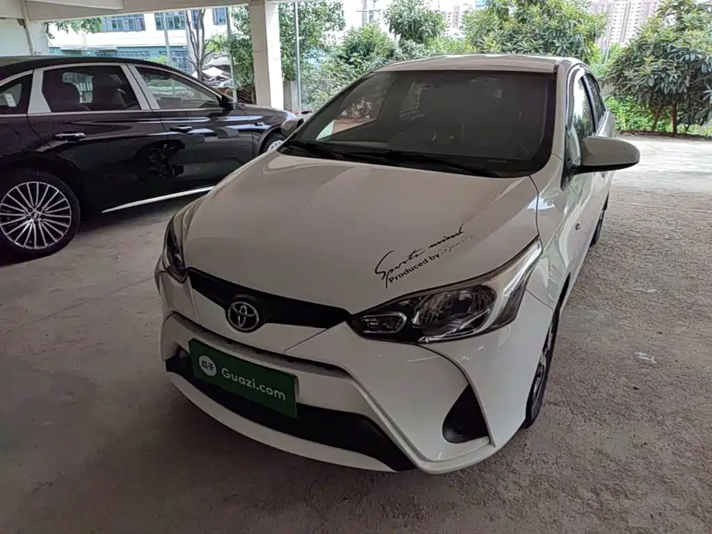 Toyota Yaris L