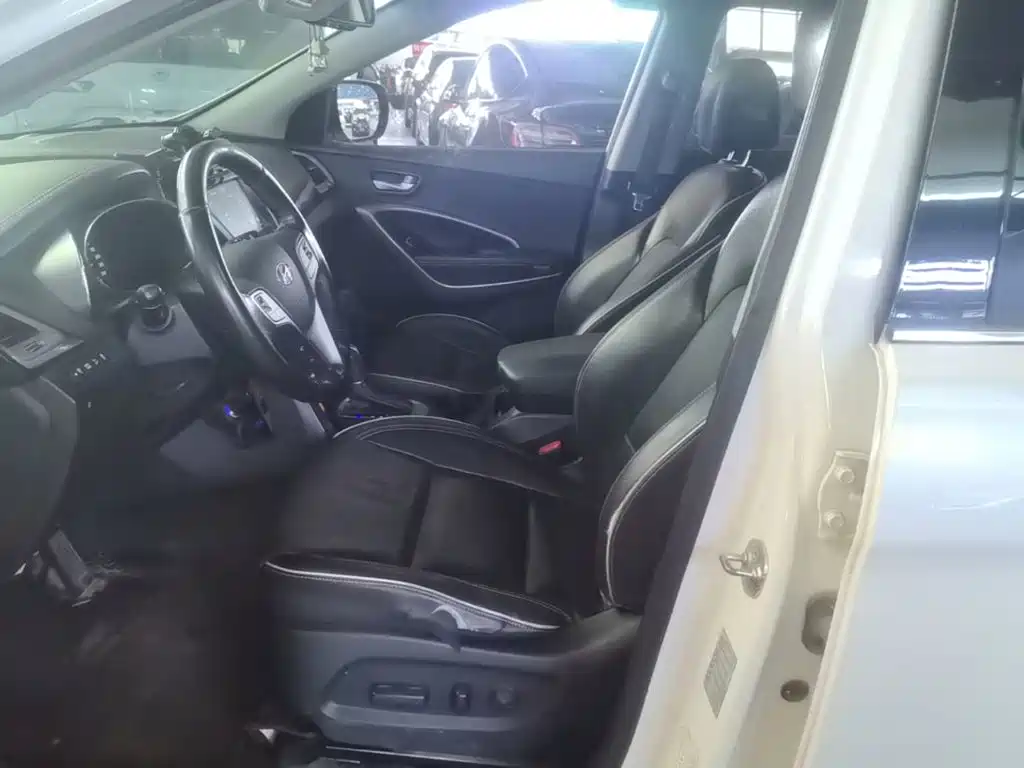 Hyundai Santa Fe — миниатюра 15