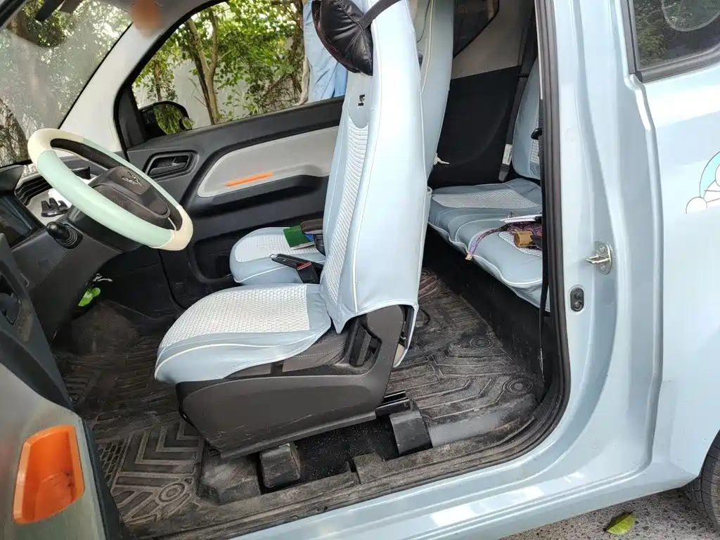 Wuling MINIEV — миниатюра 11