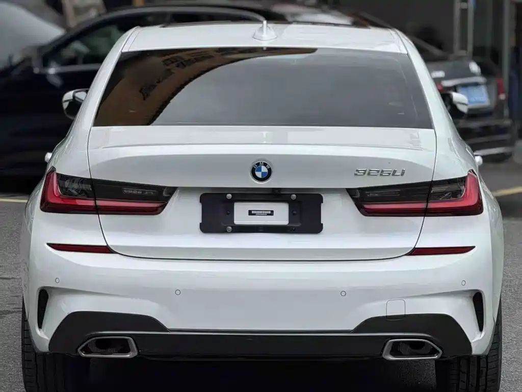 BMW 3 Series — миниатюра 6