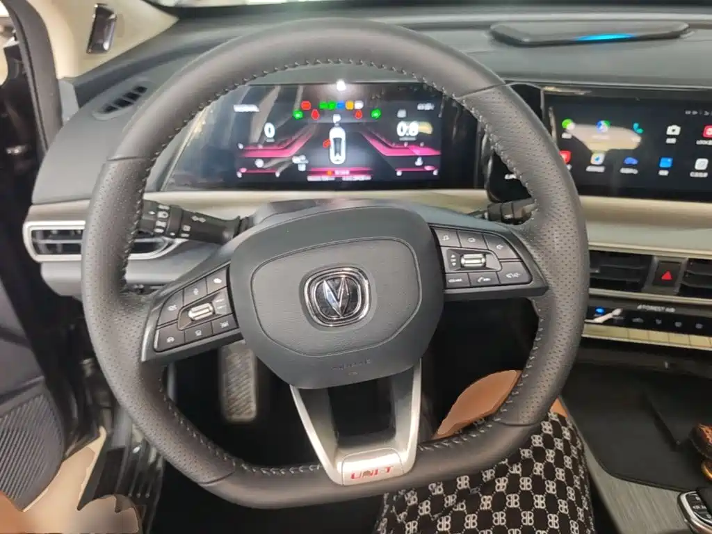 Changan UNI-T — миниатюра 11