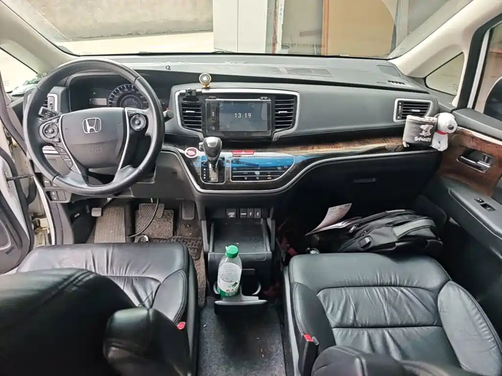 Honda Odyssey — миниатюра 10