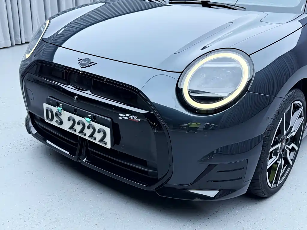 Mini COOPER 2024 452km COOPER SE
