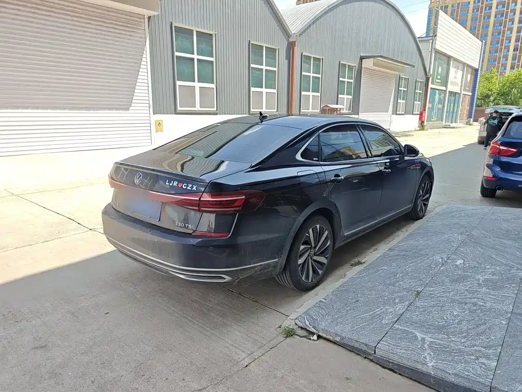 Volkswagen Passat — миниатюра 4