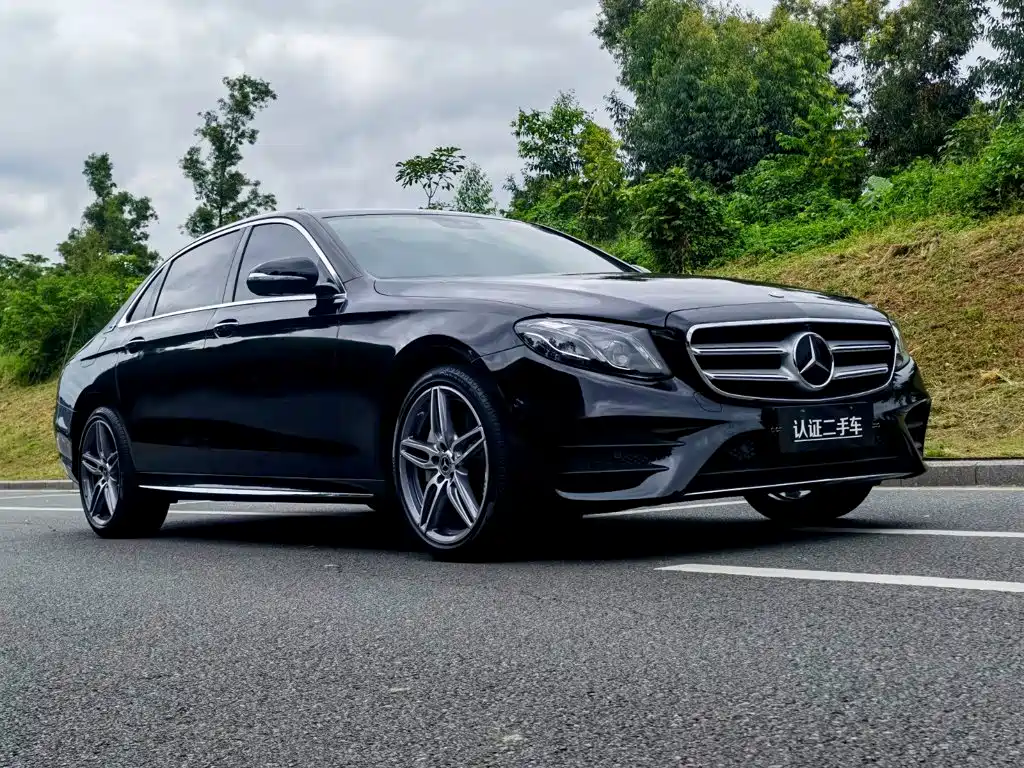 Mercedes-Benz E-Class — миниатюра 3