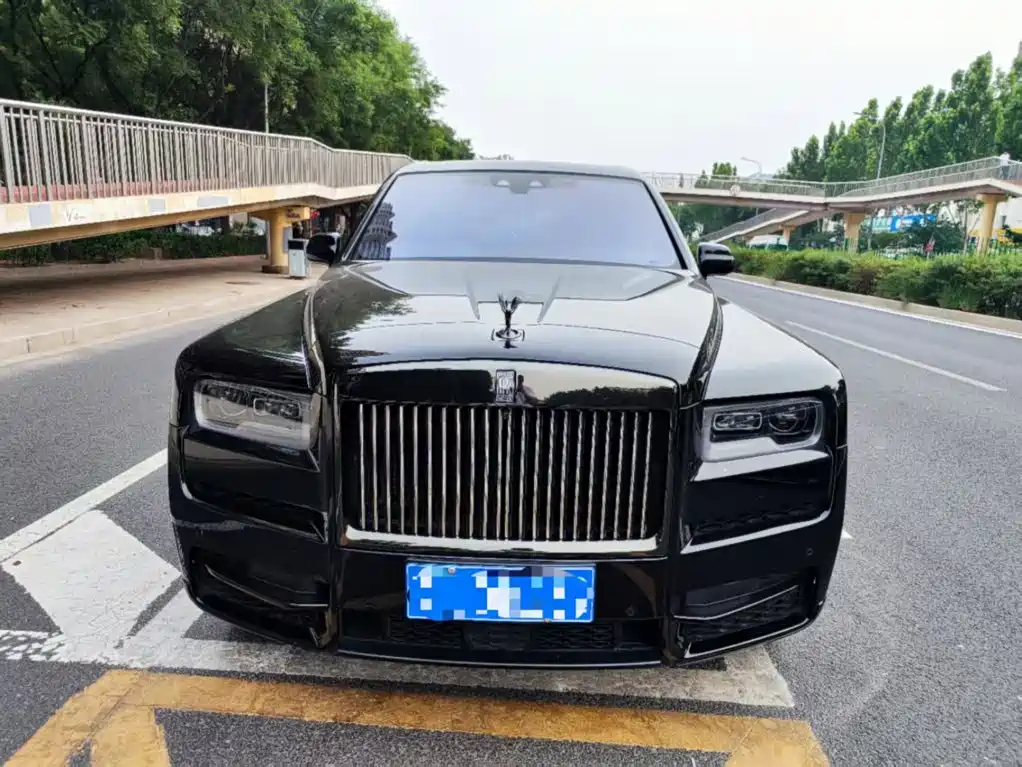Rolls-Royce Cullinan — миниатюра 2