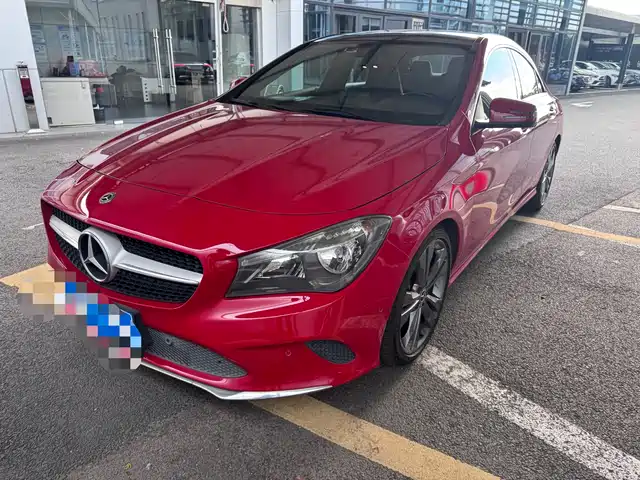 Mercedes-Benz CLA
