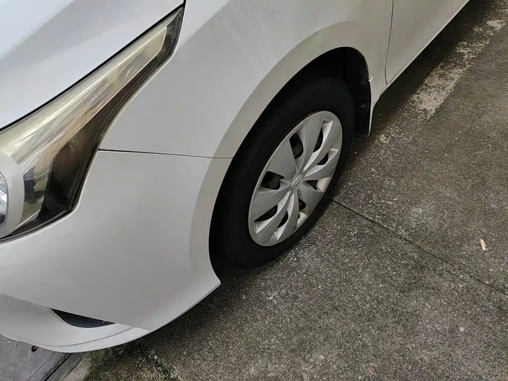 Toyota Yaris L — миниатюра 23