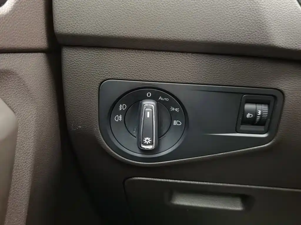 Volkswagen Tiguan L — миниатюра 21