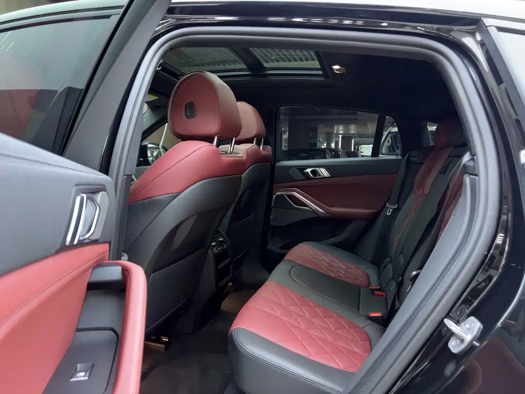 BMW X6 2022 xDrive40i M Sport