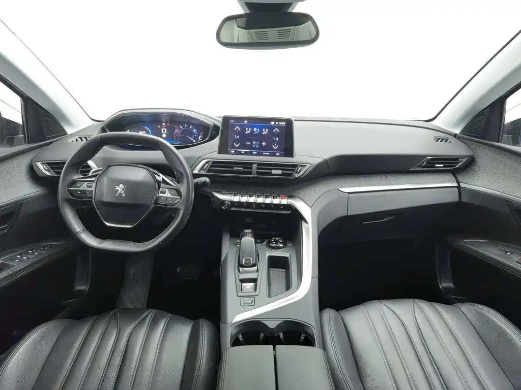 Peugeot 5008 — миниатюра 5