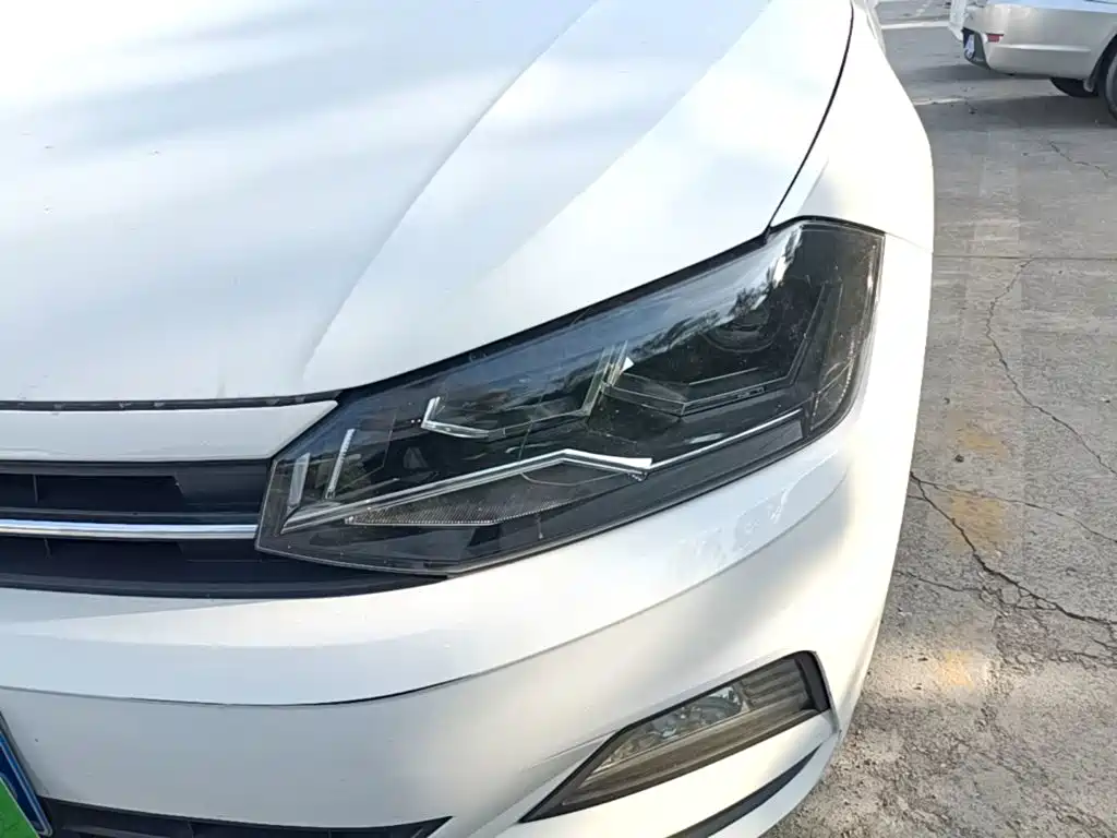 Volkswagen Polo — миниатюра 24